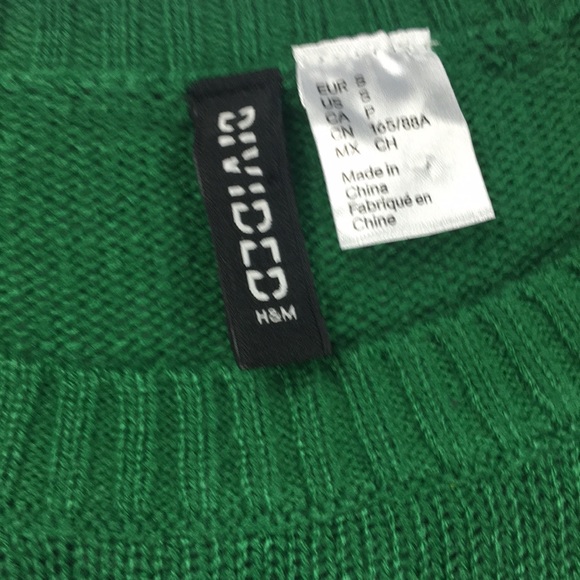 Cute/ugly Christmas sweater! - Picture 3 of 6